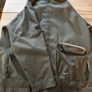 Vintage Nike Green/Gray Men's Windbreaker Jacket
